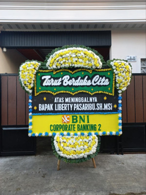 Papan Bunga Duka di Pringwulung